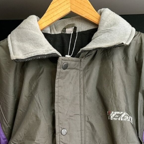 Vintage 90s Bomber Jacket - Picture 2 of 4